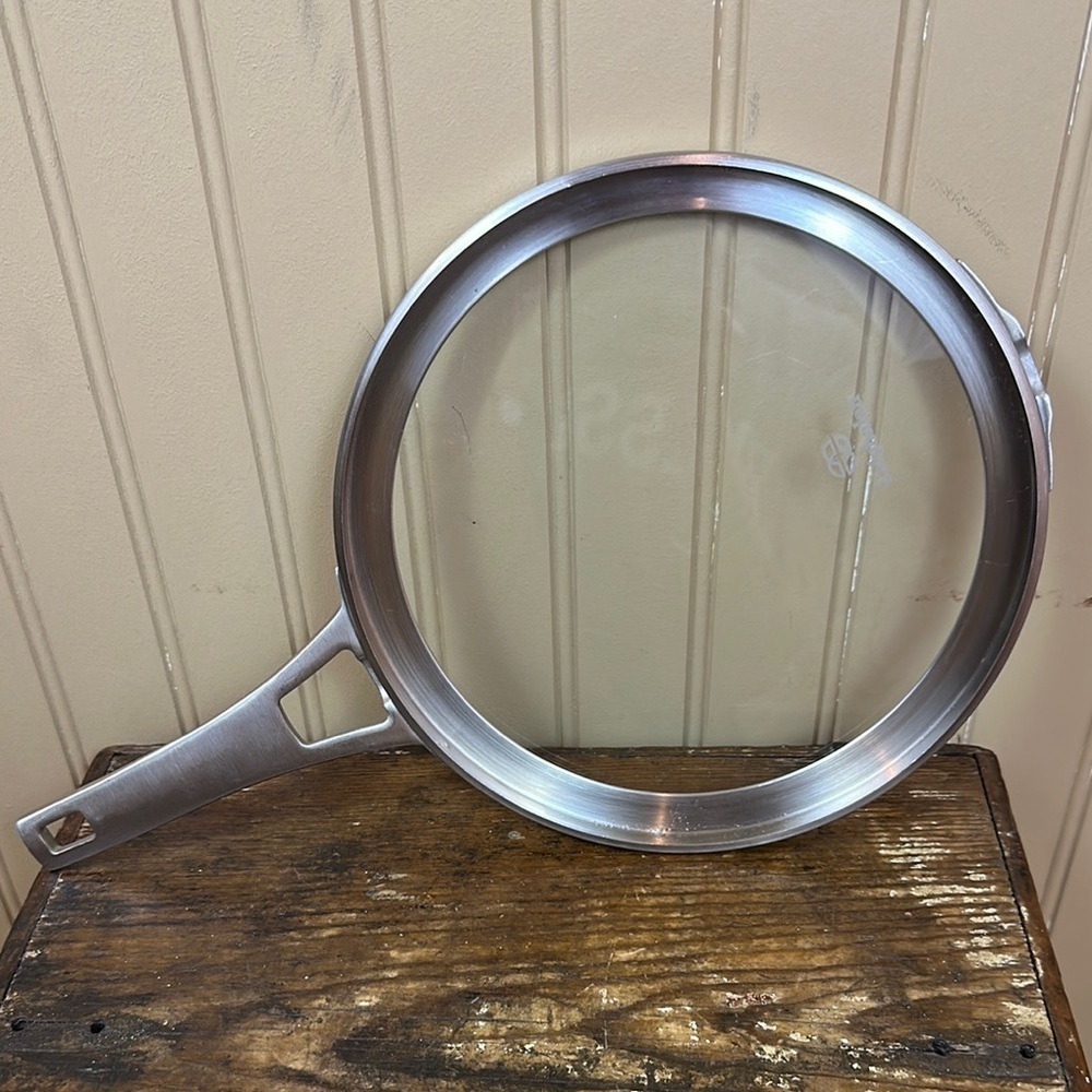 Calphalon Premier Space Saving Flat Glass Lid 8” Diameter Replacement lid only